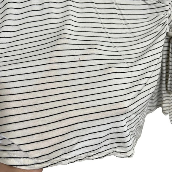 Catherine Malandrino Black and White Pinstripe Blouse Plus Size 2X Waist Tie Top - Picture 3 of 6